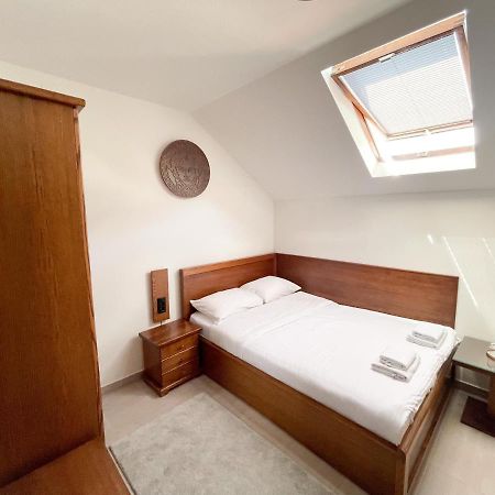 Apartments & Rooms Brijest Плав Екстериор снимка