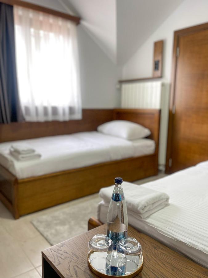Apartments & Rooms Brijest Плав Екстериор снимка