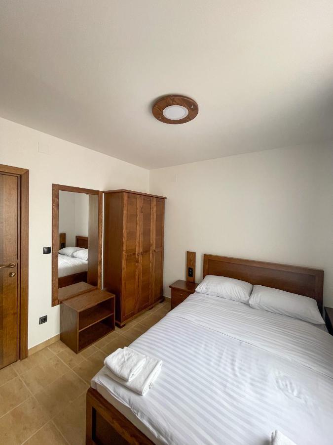 Apartments & Rooms Brijest Плав Екстериор снимка