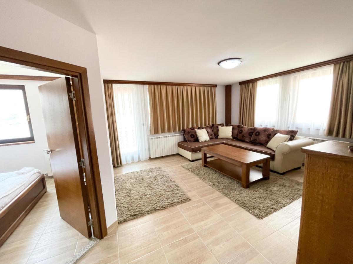Apartments & Rooms Brijest Плав Екстериор снимка