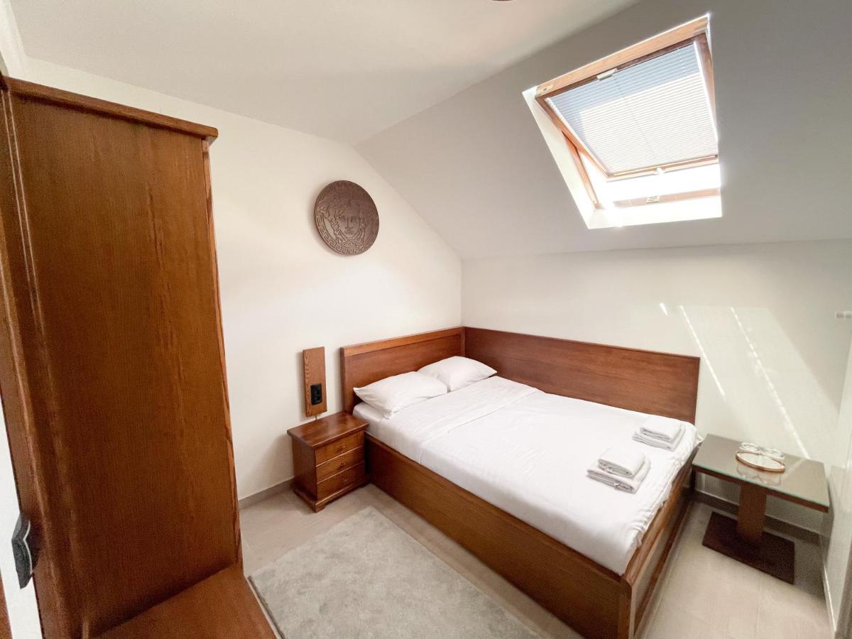 Apartments & Rooms Brijest Плав Екстериор снимка