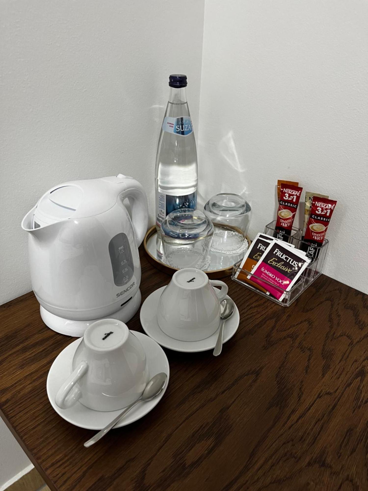 Apartments & Rooms Brijest Плав Екстериор снимка